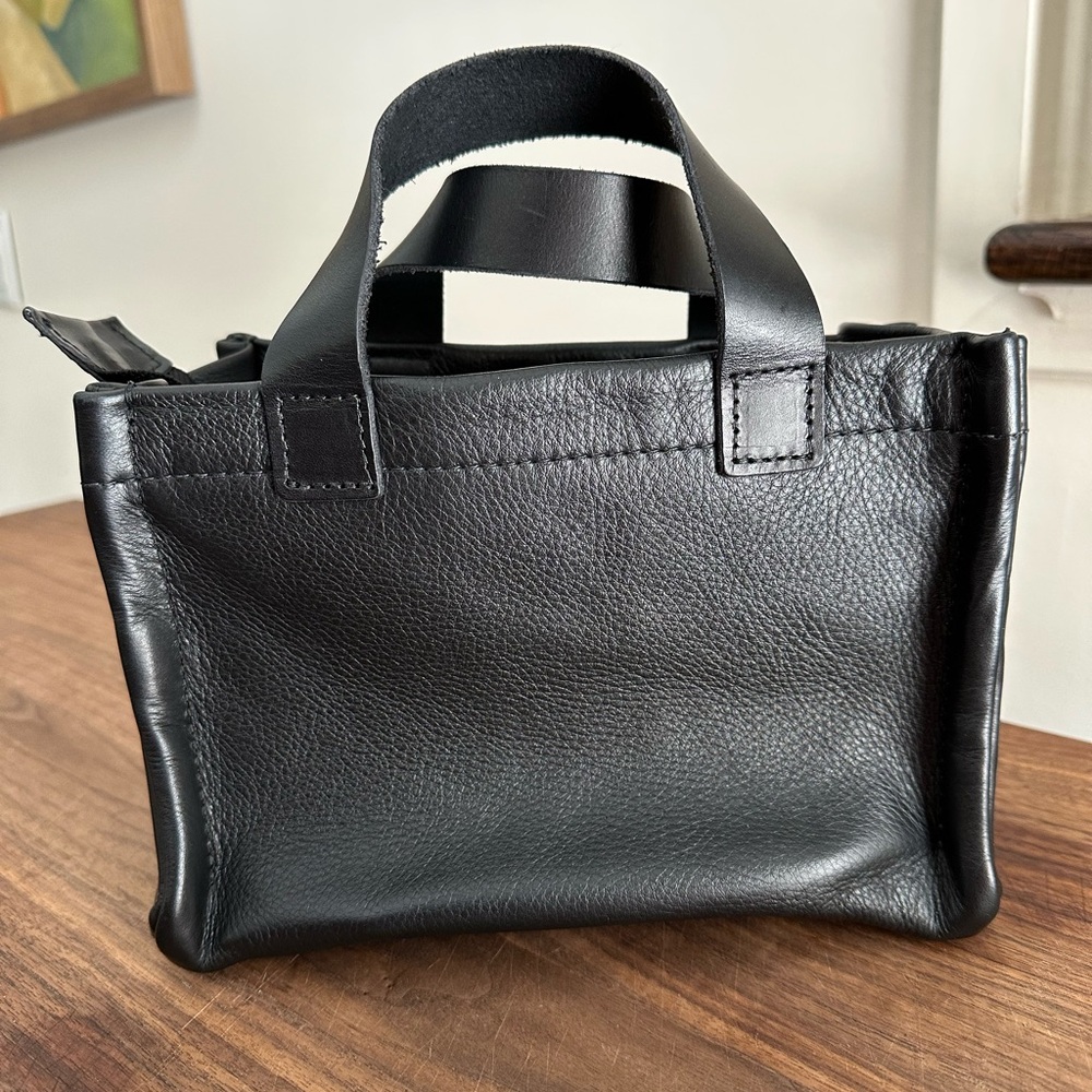 Parker Thatch Black Leather Handbag